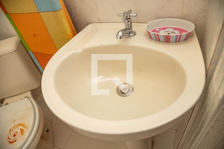 Casa à venda com 202m², 3 quartos e 3 vagas Casa à venda com 202m², 3 quartos e 3 vagasBanheiro de serviço