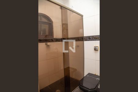 Casa à venda com 202m², 3 quartos e 3 vagas Casa à venda com 202m², 3 quartos e 3 vagasBanheiro social 2