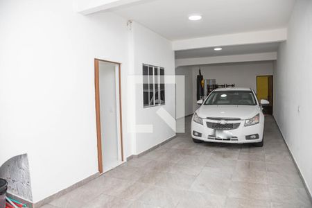 Casa à venda com 202m², 3 quartos e 3 vagas Casa à venda com 202m², 3 quartos e 3 vagasGaragem