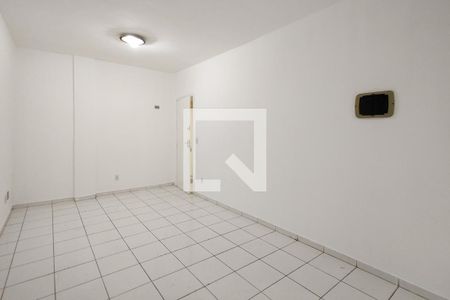 Sala de apartamento para alugar com 1 quarto, 65m² em Guilhermina, Praia Grande