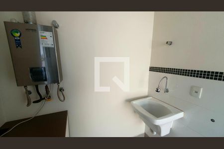 Casa de condomínio para alugar com 185m², 3 quartos e 6 vagasÁrea de Serviço