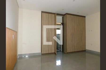 Casa de condomínio para alugar com 185m², 3 quartos e 6 vagasQuarto 2