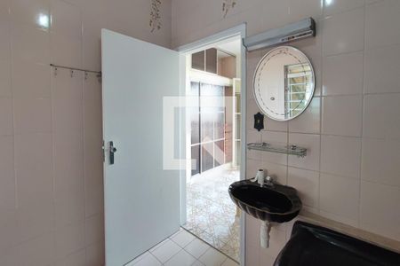 Banheiro Suíte de casa para alugar com 3 quartos, 270m² em Jardim das Bandeiras, Campinas