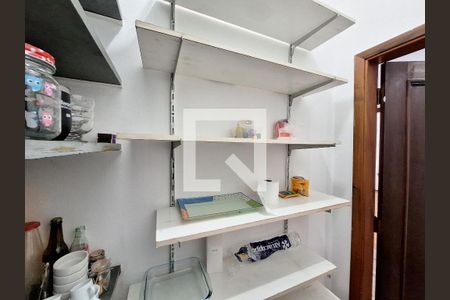 Apartamento à venda com 155m², 3 quartos e sem vaga Apartamento à venda com 155m², 3 quartos e sem vagaDespensa