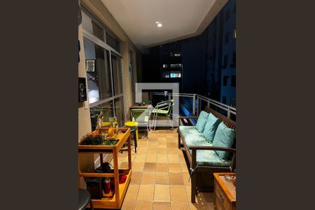 Apartamento à venda com 163m², 3 quartos e 2 vagasVaranda da sala