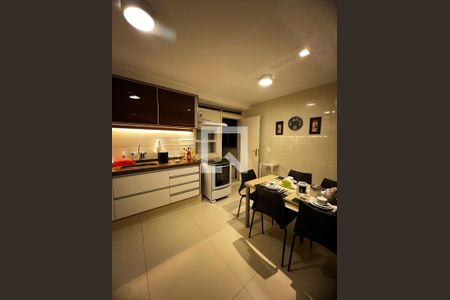 Apartamento à venda com 163m², 3 quartos e 2 vagasCozinha