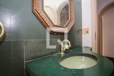 Apartamento para alugar com 193m², 2 quartos e 2 vagasLavabo