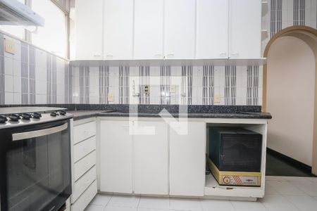 Apartamento para alugar com 193m², 2 quartos e 2 vagasCozinha