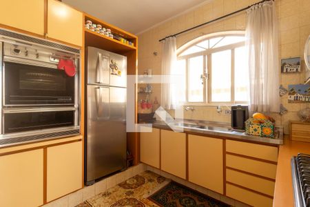 Casa para alugar com 172m², 4 quartos e 2 vagasCozinha