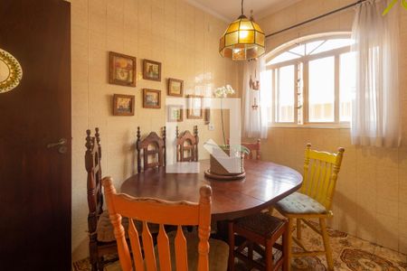 Casa para alugar com 172m², 4 quartos e 2 vagasCozinha