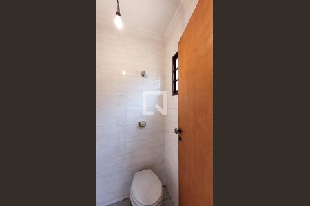 Casa para alugar com 130m², 3 quartos e 1 vagaBanheiro de serviço