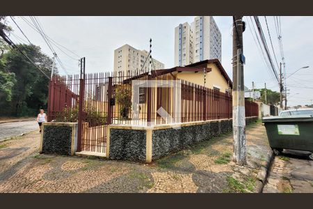 Casa para alugar com 130m², 3 quartos e 1 vagaFachada