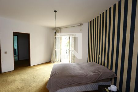 Casa para alugar com 1000m², 3 quartos e 6 vagassuíte 2