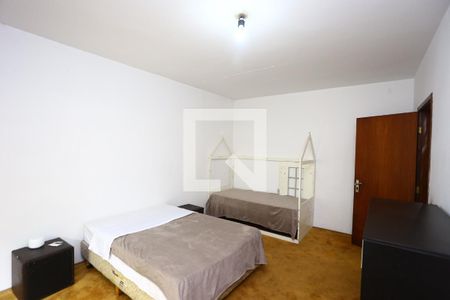 Casa para alugar com 1000m², 3 quartos e 6 vagassuíte 1