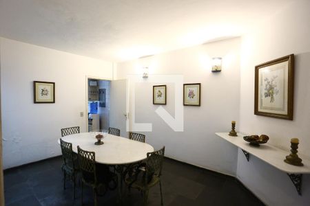 Casa para alugar com 1000m², 3 quartos e 6 vagasCopa