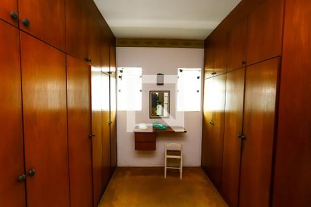 Casa para alugar com 1000m², 3 quartos e 6 vagassuíte 3