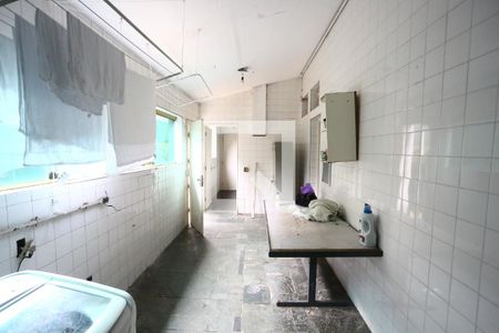 Casa para alugar com 1000m², 3 quartos e 6 vagasÁrea de Serviço