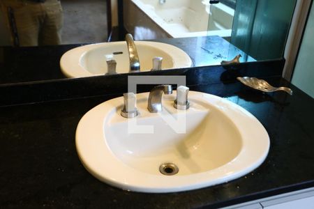 Casa para alugar com 1000m², 3 quartos e 6 vagasBanheiro da Suíte 3