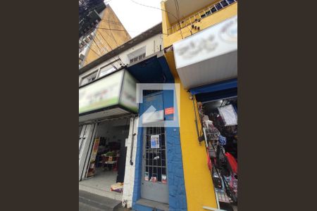 Casa à venda com 297m², 3 quartos e sem vaga Casa à venda com 297m², 3 quartos e sem vagaFachada