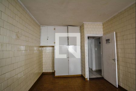 Casa à venda com 297m², 3 quartos e sem vaga Casa à venda com 297m², 3 quartos e sem vagaCozinha