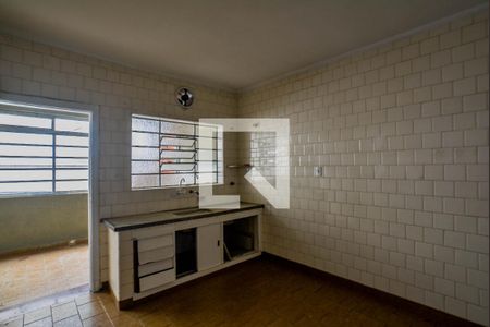 Casa à venda com 297m², 3 quartos e sem vaga Casa à venda com 297m², 3 quartos e sem vagaCozinha