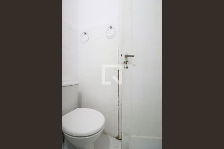 Apartamento à venda com 70m², 2 quartos e sem vagaBanheiro social