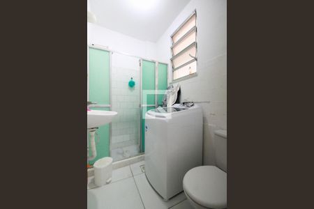 Apartamento à venda com 70m², 2 quartos e sem vagaBanheiro social