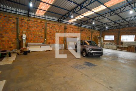 Casa para alugar com 280m², 2 quartos e 6 vagasGaragem