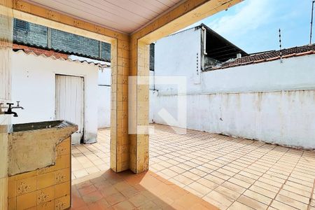 Casa à venda com 180m², 3 quartos e 2 vagas Casa à venda com 180m², 3 quartos e 2 vagasÁrea de Serviço