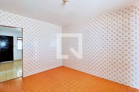 Casa à venda com 180m², 3 quartos e 2 vagas Casa à venda com 180m², 3 quartos e 2 vagasCozinha