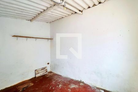 Casa à venda com 180m², 3 quartos e 2 vagas Casa à venda com 180m², 3 quartos e 2 vagasEdícula