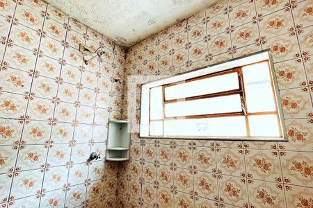 Casa à venda com 180m², 3 quartos e 2 vagas Casa à venda com 180m², 3 quartos e 2 vagasBanheiro