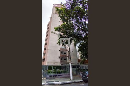 Apartamento para alugar com 54m², 2 quartos e 1 vaga Apartamento para alugar com 54m², 2 quartos e 1 vagaFachada