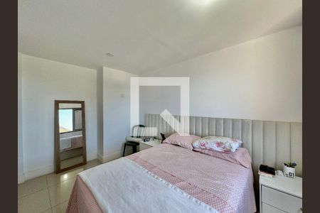Apartamento à venda com 161m², 3 quartos e 2 vagas Apartamento à venda com 161m², 3 quartos e 2 vagasSuíte 1
