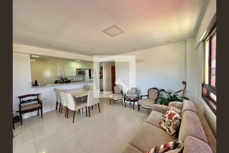 Apartamento à venda com 161m², 3 quartos e 2 vagas Apartamento à venda com 161m², 3 quartos e 2 vagasSala