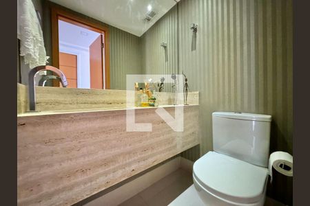Apartamento à venda com 161m², 3 quartos e 2 vagas Apartamento à venda com 161m², 3 quartos e 2 vagasLavabo