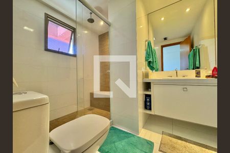 Apartamento à venda com 161m², 3 quartos e 2 vagas Apartamento à venda com 161m², 3 quartos e 2 vagasSuíte 1 - Banheiro