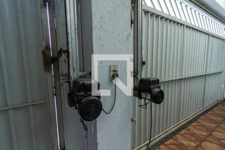 Casa à venda com 275m², 4 quartos e 4 vagasGaragem