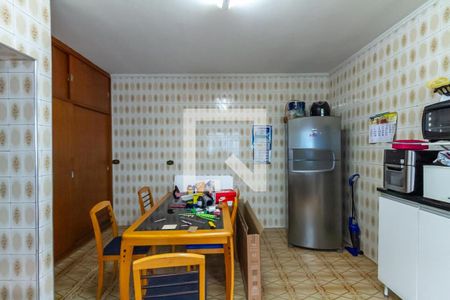 Casa à venda com 275m², 4 quartos e 4 vagasCozinha