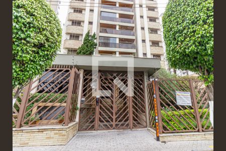 Apartamento para alugar com 140m², 4 quartos e 2 vagas Apartamento para alugar com 140m², 4 quartos e 2 vagasFachada