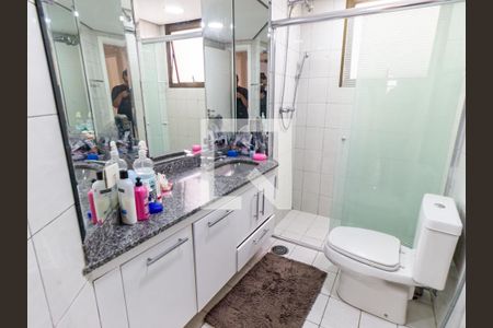 Apartamento para alugar com 140m², 4 quartos e 2 vagas Apartamento para alugar com 140m², 4 quartos e 2 vagasBanheiro