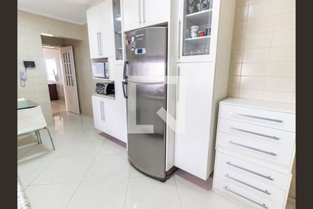 Apartamento para alugar com 140m², 4 quartos e 2 vagas Apartamento para alugar com 140m², 4 quartos e 2 vagasCozinha