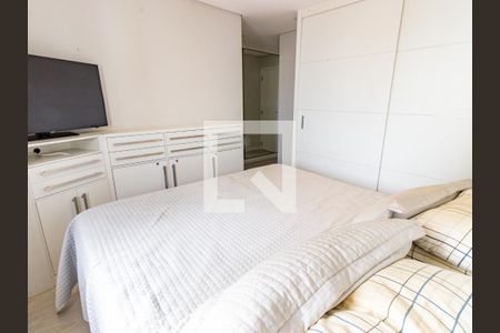 Apartamento para alugar com 140m², 4 quartos e 2 vagas Apartamento para alugar com 140m², 4 quartos e 2 vagasSuíte