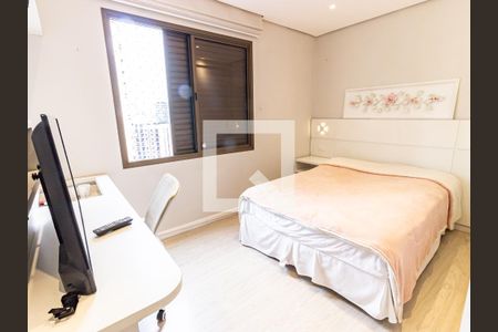 Apartamento para alugar com 140m², 4 quartos e 2 vagas Apartamento para alugar com 140m², 4 quartos e 2 vagasQuarto 1