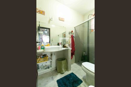 Casa à venda com 185m², 2 quartos e 4 vagas Casa à venda com 185m², 2 quartos e 4 vagasBanheiro