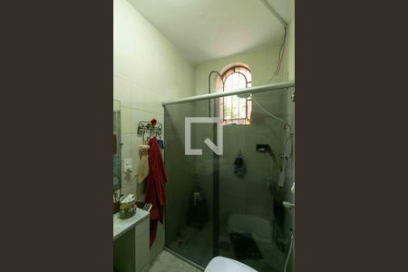 Casa à venda com 185m², 2 quartos e 4 vagas Casa à venda com 185m², 2 quartos e 4 vagasBanheiro