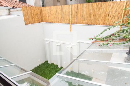 Casa de condomínio para alugar com 150m², 3 quartos e 2 vagas Casa de condomínio para alugar com 150m², 3 quartos e 2 vagasVista da suíte