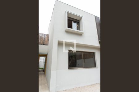 Casa de condomínio para alugar com 150m², 3 quartos e 2 vagas Casa de condomínio para alugar com 150m², 3 quartos e 2 vagasGaragem