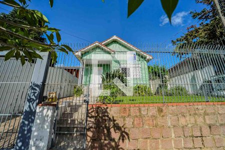 Casa à venda com 200m², 3 quartos e 2 vagasFachada