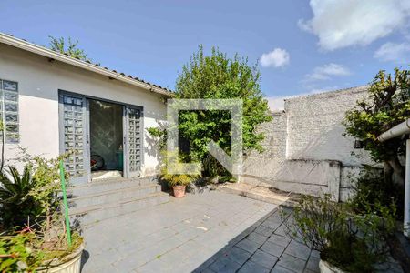 Casa à venda com 200m², 3 quartos e 2 vagasQuintal